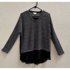 UMGEE Gray Black Pleated Faux Underlay Speckled White Knit Tunic Blouse Top SZ M